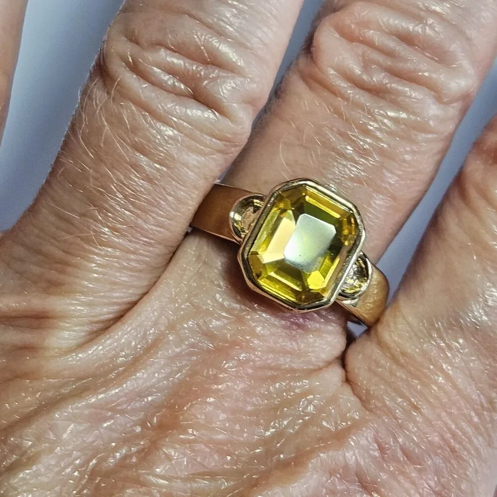 Unbranded this gold